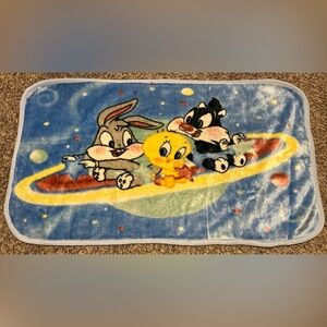 Warner Bros Baby Looney Tunes Bugs Bunny Tweety Sylvester Space Blanket Vintage